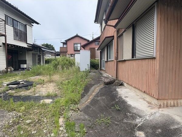 近くに施設あり
