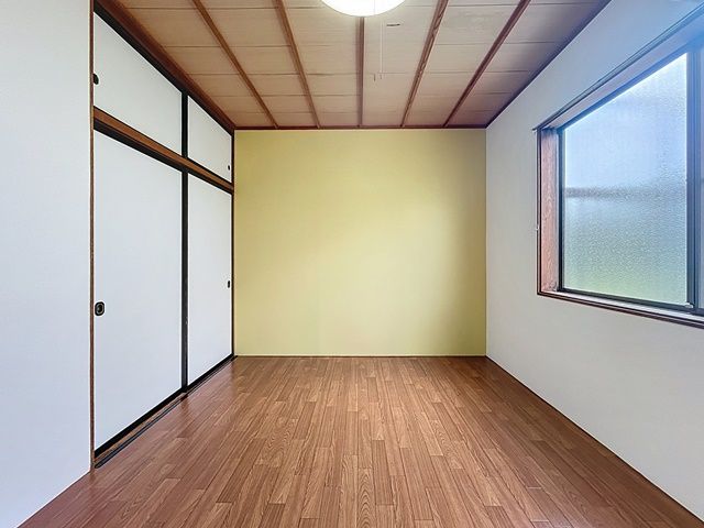 ベッドルーム