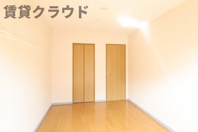 ベッドルーム