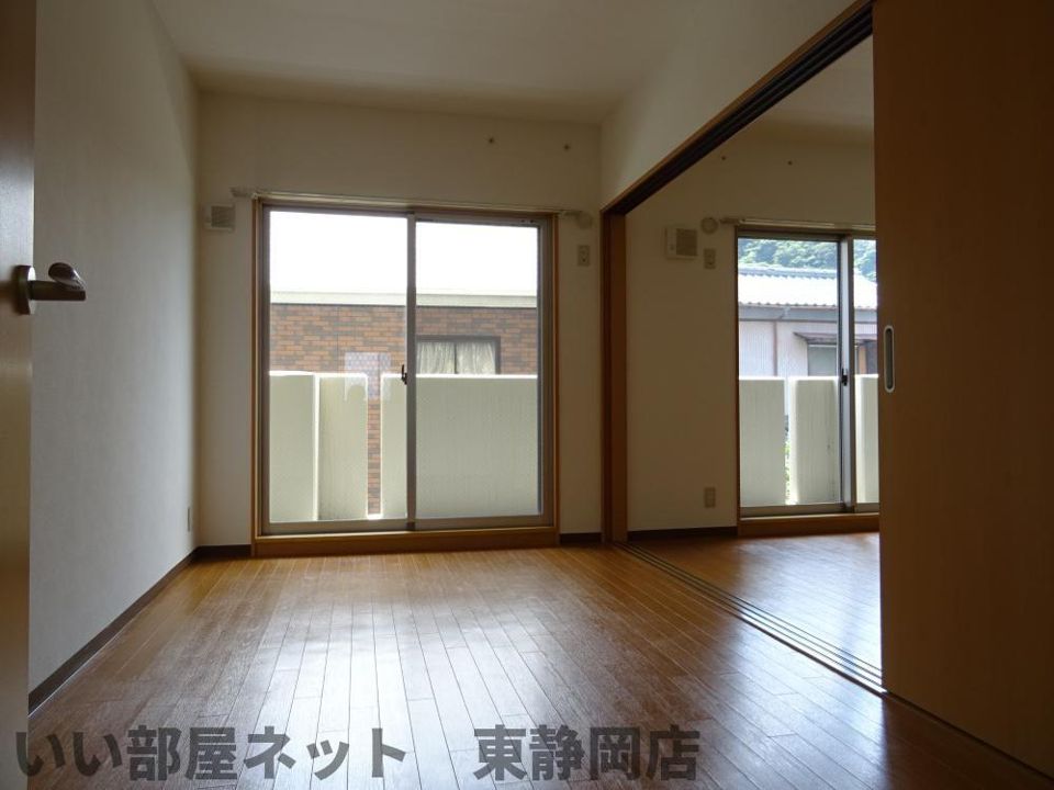 洋室