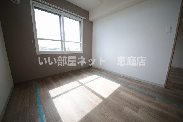 ベッドルーム