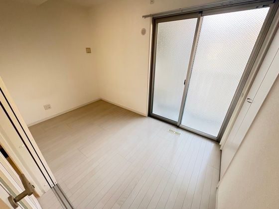 ベッドルーム