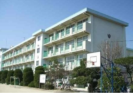 引野小学校(960m)