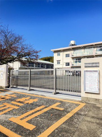 北九州市立松ケ江北小学校(1190m)