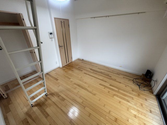 ベッドルーム