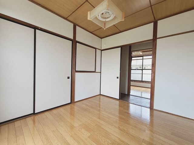 洋室