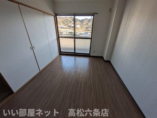 ベッドルーム