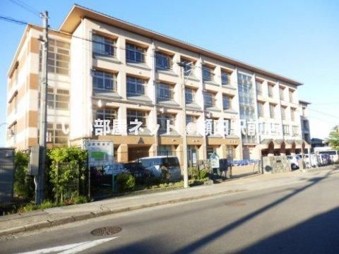大津市立下阪本小学校(小学校)まで300m