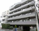インペリアル松岡の外観