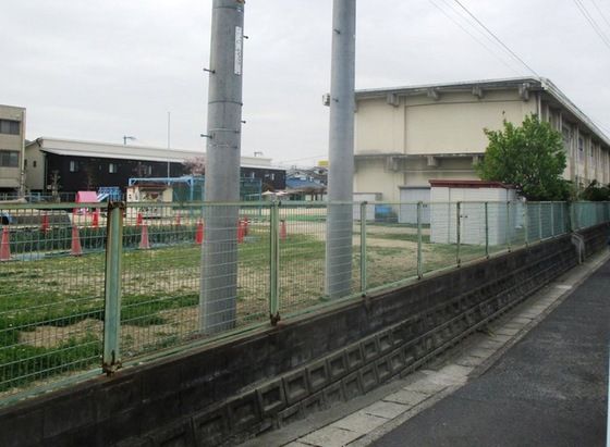 近くに施設あり