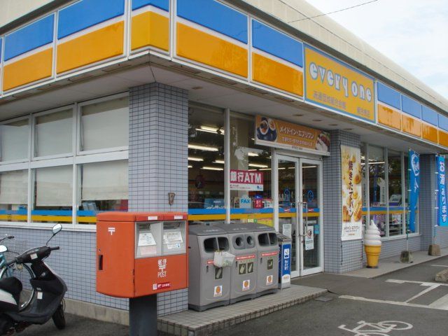 近くに施設あり