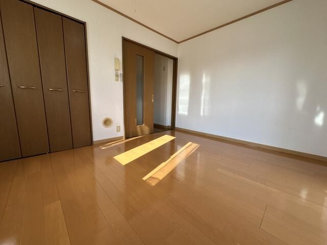ベッドルーム