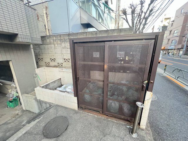 その他