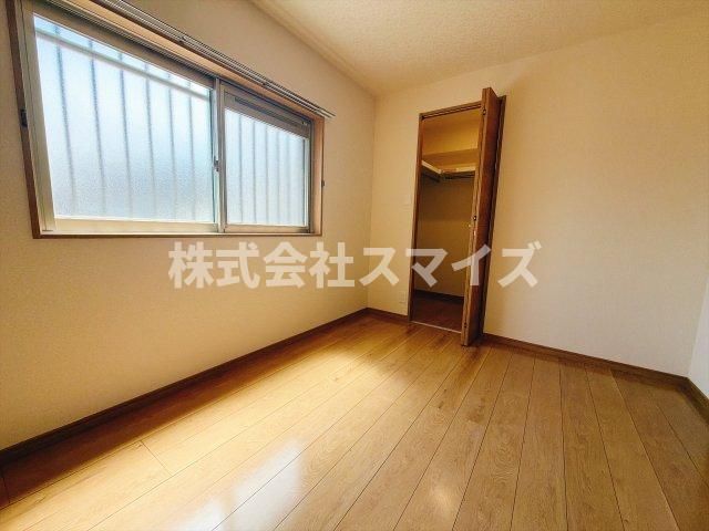 ベッドルーム