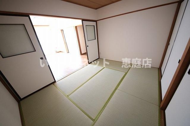 ベッドルーム