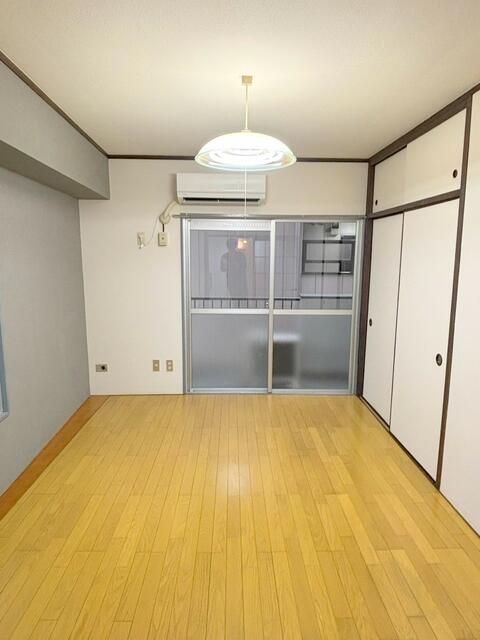 ベッドルーム