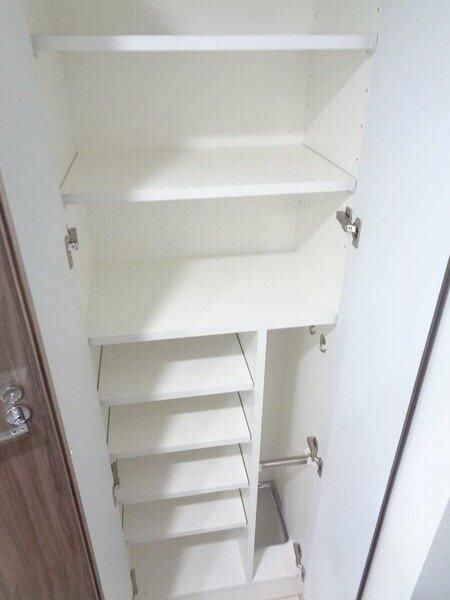 収納