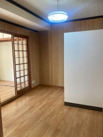 ベッドルーム