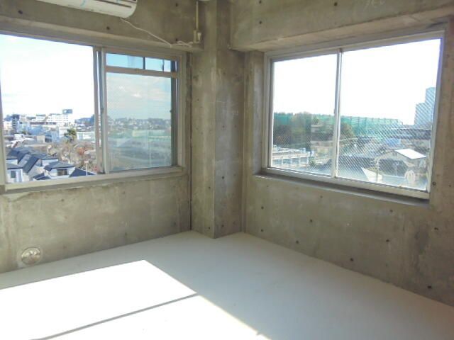 ベッドルーム