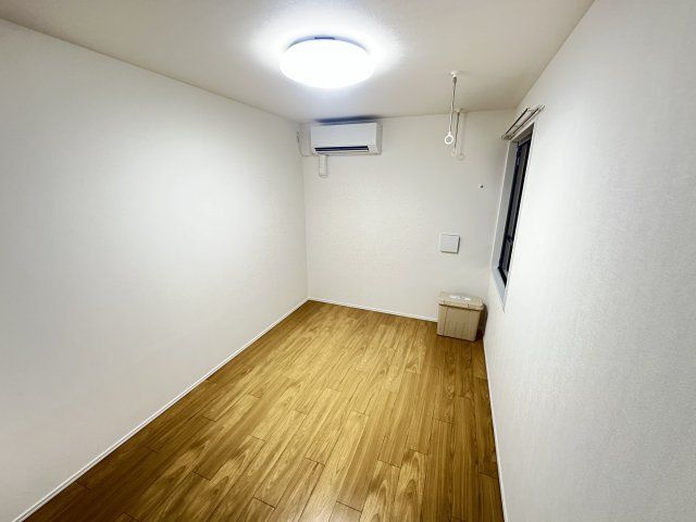 ベッドルーム