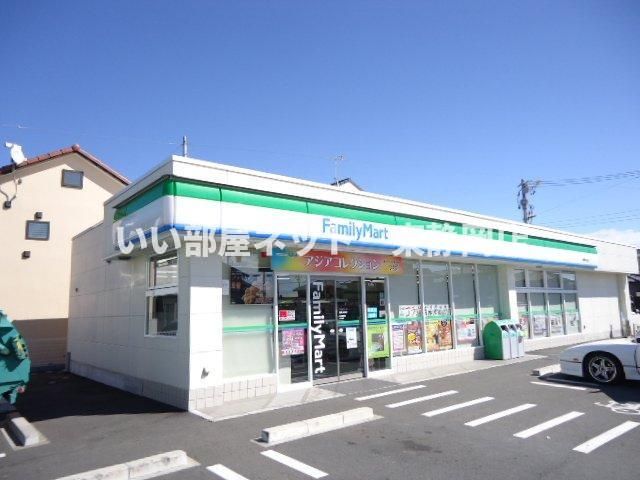 近くに施設あり