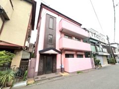 ダンマミダーの外観画像
