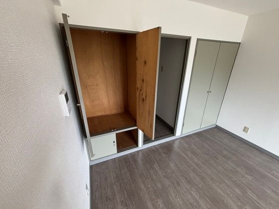 ベッドルーム