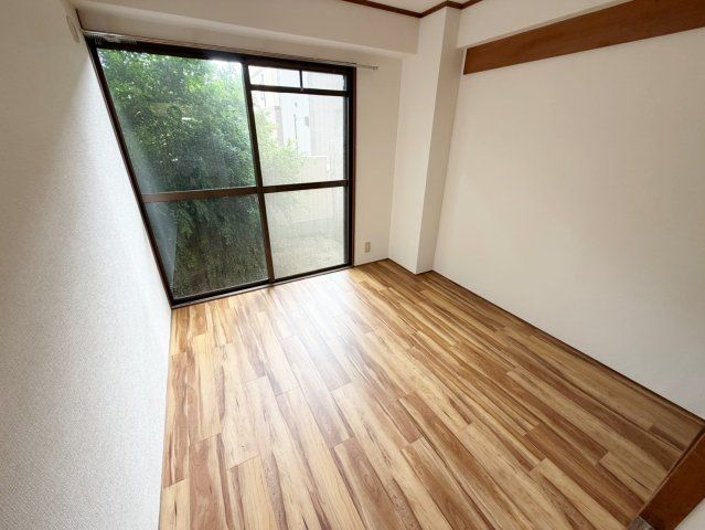 ベッドルーム