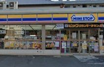 ミニストップ横須賀大矢部店まで181m