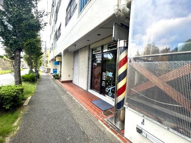 近くに施設あり