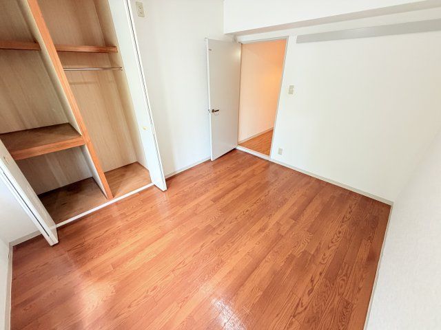 ベッドルーム
