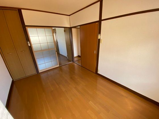 ベッドルーム