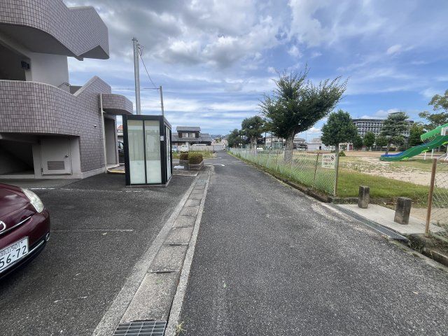 近くに施設あり