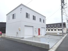 小信中島ガレージハウスの外観画像