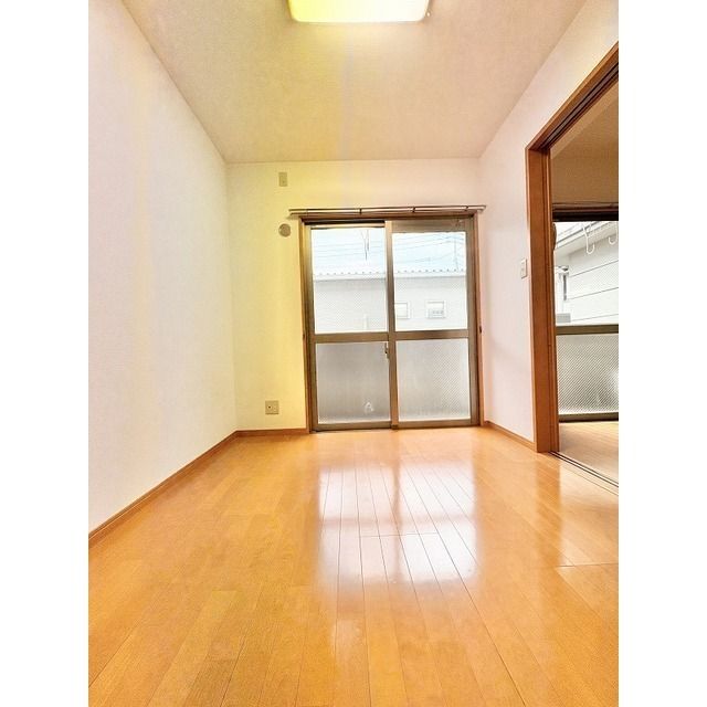 ベッドルーム