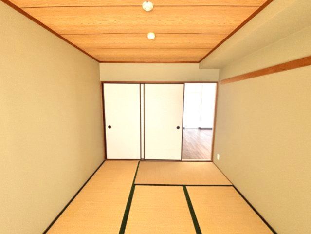 ベッドルーム