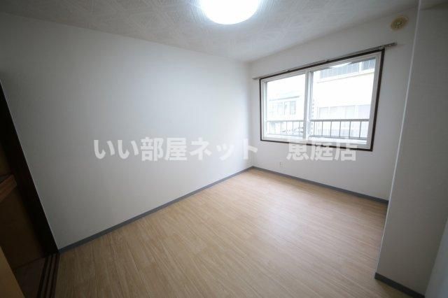 ベッドルーム