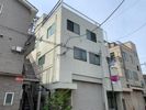 岡宜ビルの外観