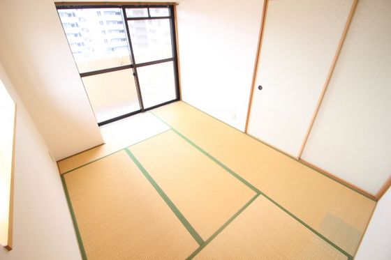 ベッドルーム