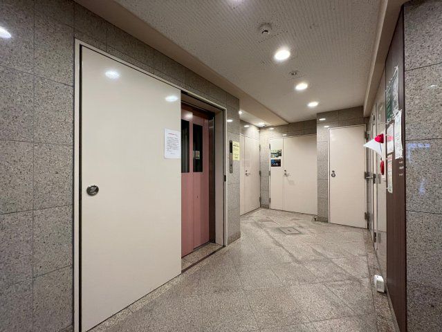 ロビー