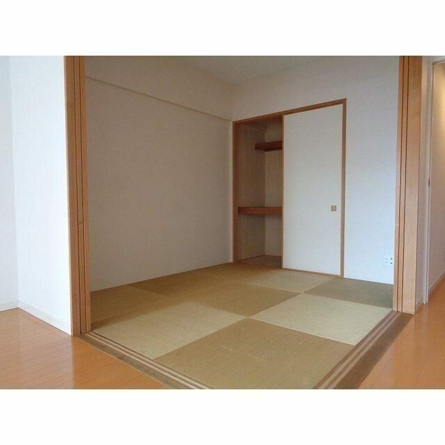 ベッドルーム