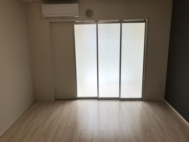 ベッドルーム