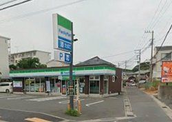 ファミリーマート横須賀長坂店まで660m