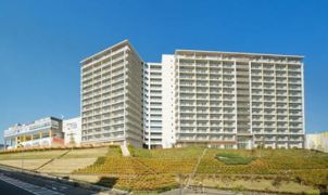 ロイヤルパークス若葉台の外観画像