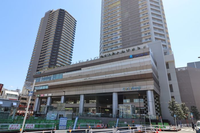 近くに施設あり