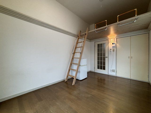 ベッドルーム