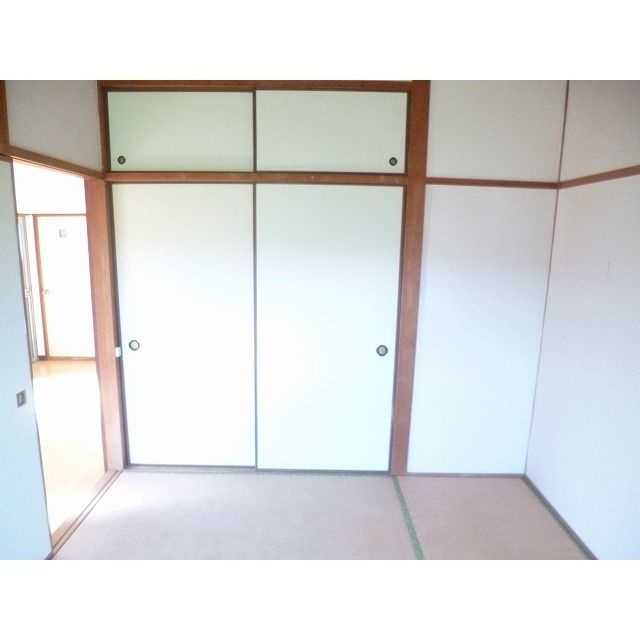 ベッドルーム