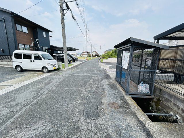 近くに施設あり