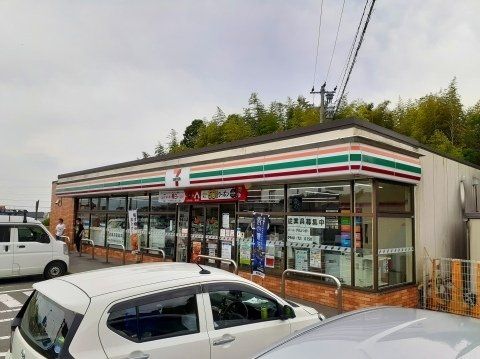 セブンイレブン 玉名立願寺店まで750m