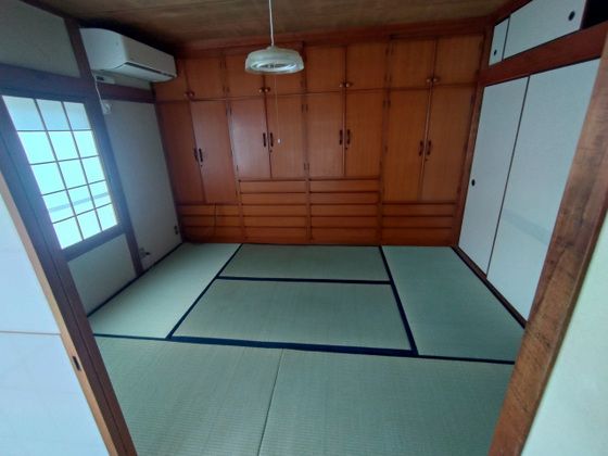 ベッドルーム